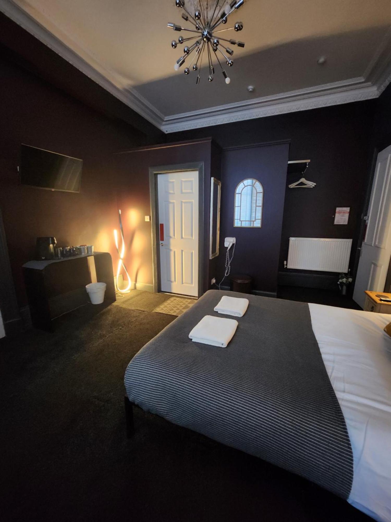 Frederick Douglass - Rooms In The City Единбург Екстериор снимка